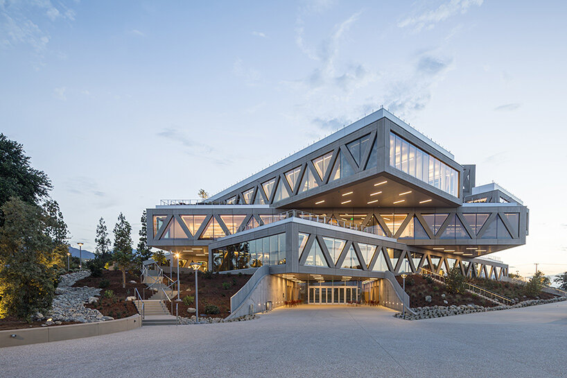 bjarke ingels claremont mckenna