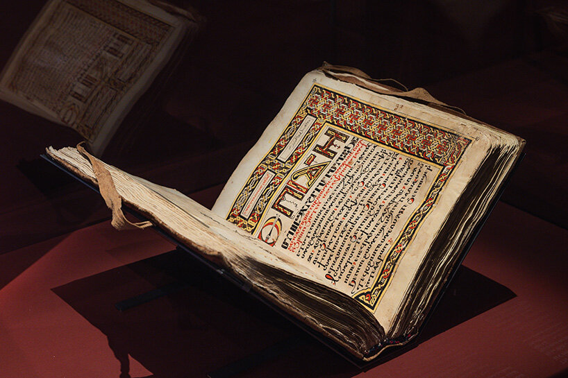 mamluks as master designers: louvre abu dhabi exhibition unveils their artistic legacy